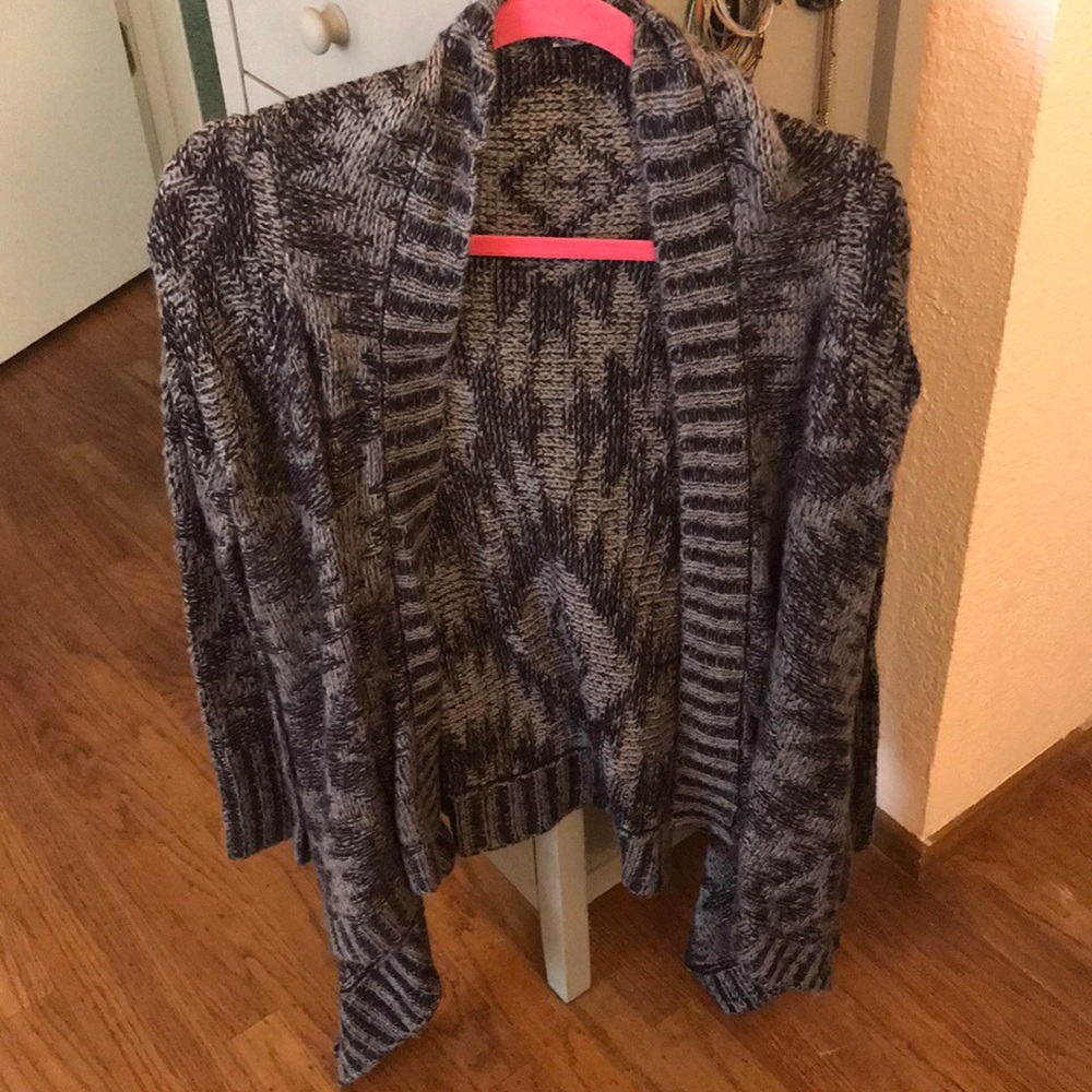 black and grey sweater